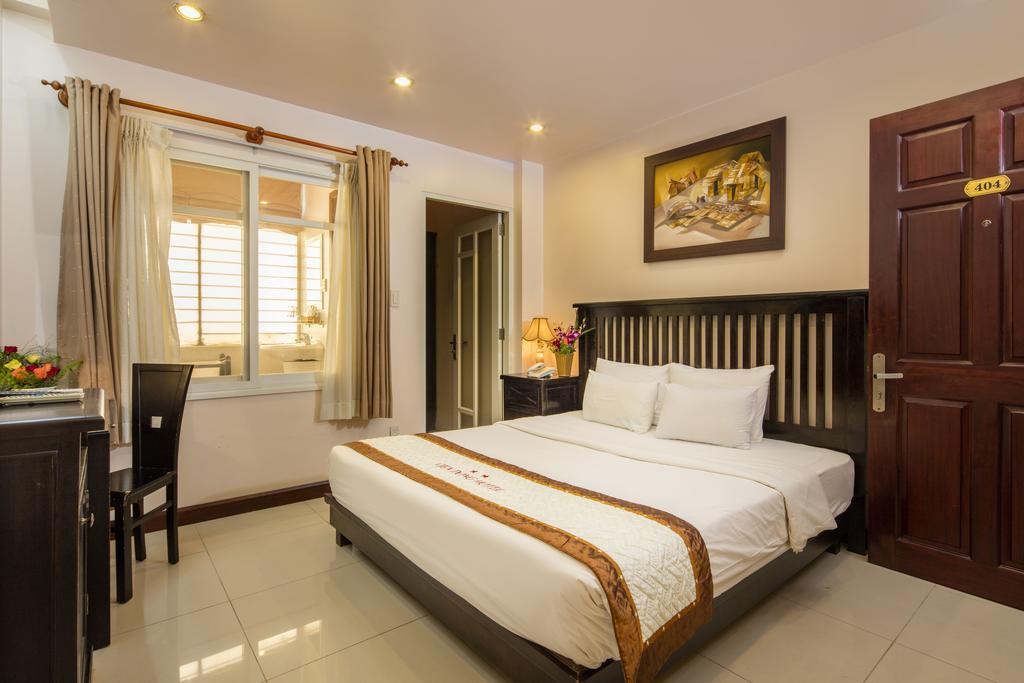 Vien Dong Hotel 2 โฮจิมินห์ซิตี้ ภายนอก รูปภาพ