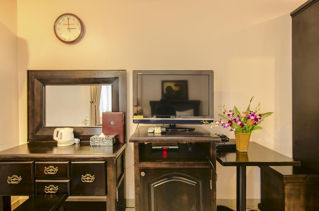 Vien Dong Hotel 2 โฮจิมินห์ซิตี้ ภายนอก รูปภาพ